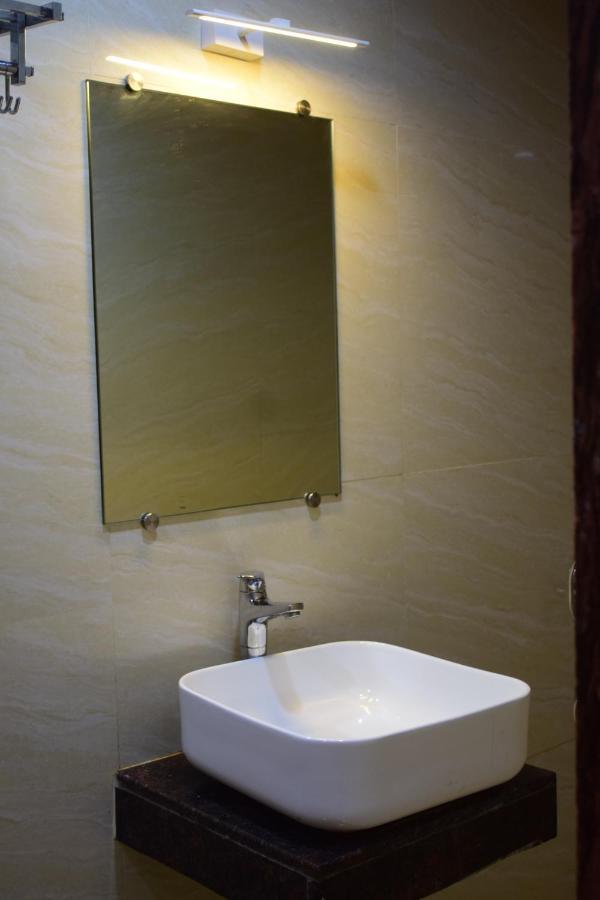 Gateway Suites Bombay Exterior foto